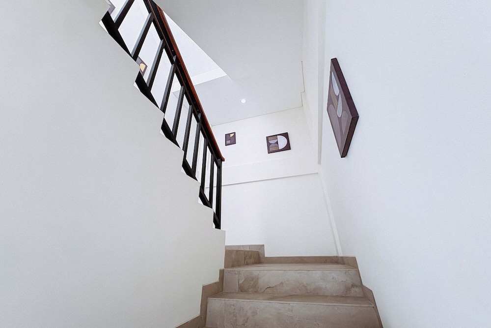 SLOKAYANA VILLAS