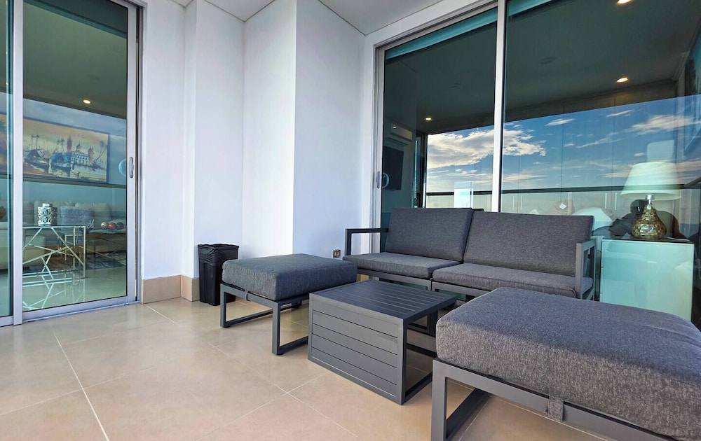 Oceanview Suite Pools Gym Guest Access