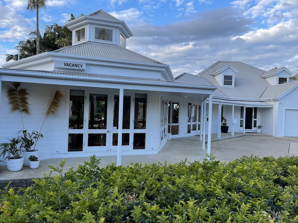 Arabella Garden Inn Motel