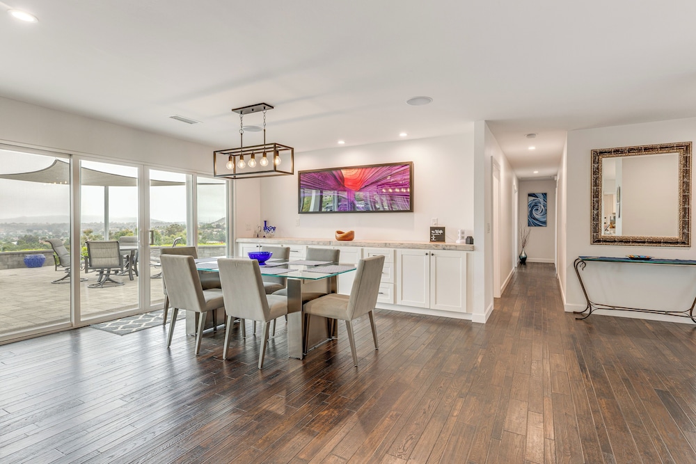 2 Mi to Lake Poway: Mtn-view Escape w/ Patio!