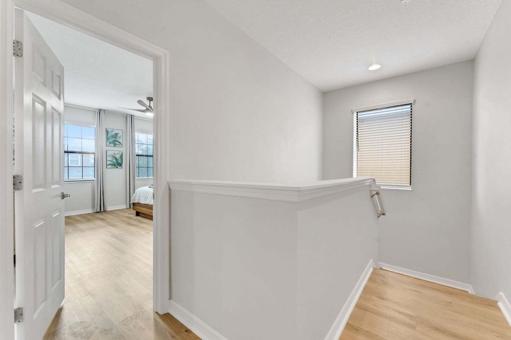 2311vd-providence 5 Bedroom Home