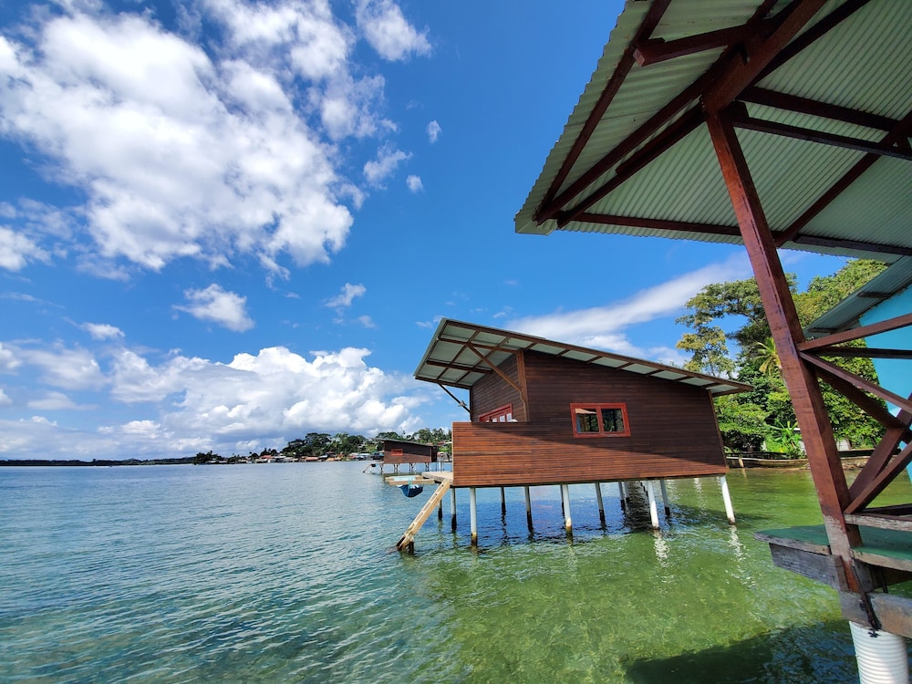 Hotel The Sea Monkey - Image 1