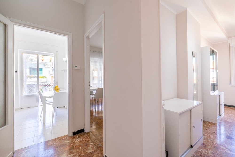Sea View Central Apartment by Wonderful Italy