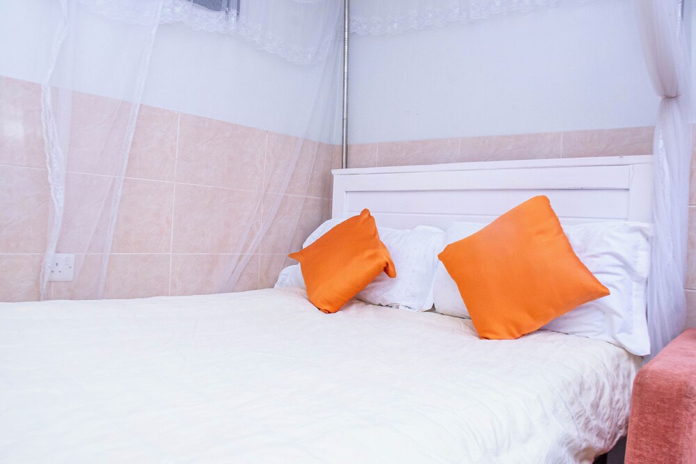 Room-sappire Suits- Cozy Room With Own F