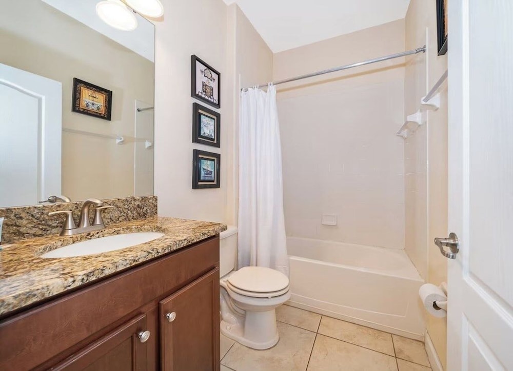Florida Dreaming 6 Bedroom Home