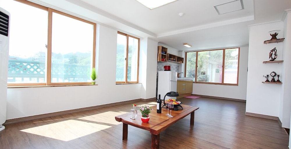 Namhae 1 Night 2 Days Pension