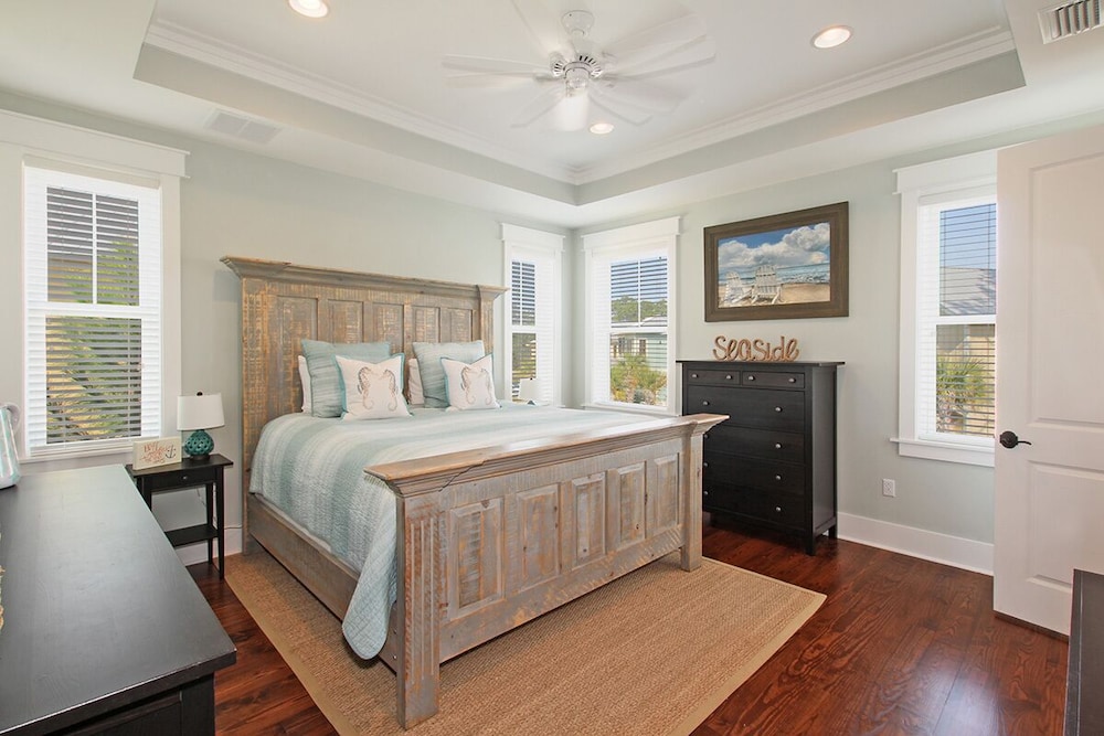 Cottage Rental Agency - Seaside, Florida