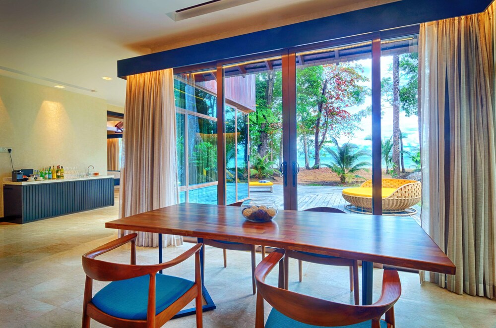 Borneo Eagle Resort