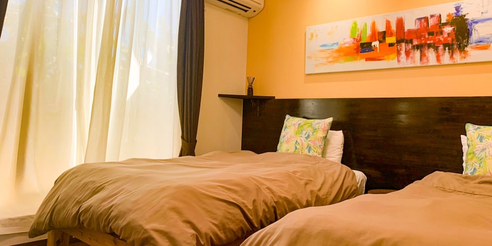 Iriomote Hotel SEA APPLE view 4