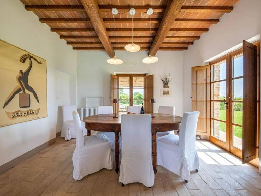 Charming 10 pax Villa in Cortona With Private Pool view 5