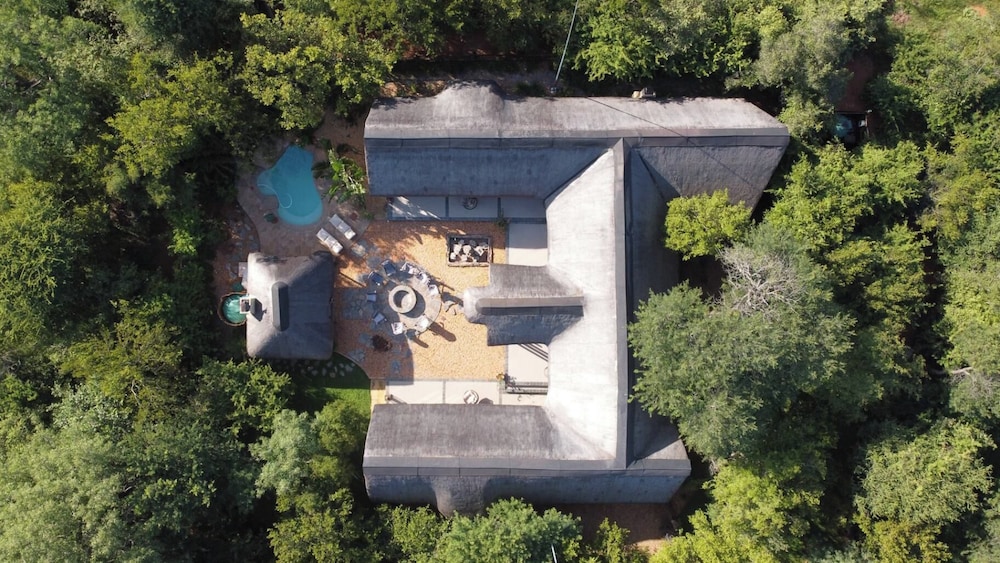ETNIKA MANOR HOUSE - Adults Only