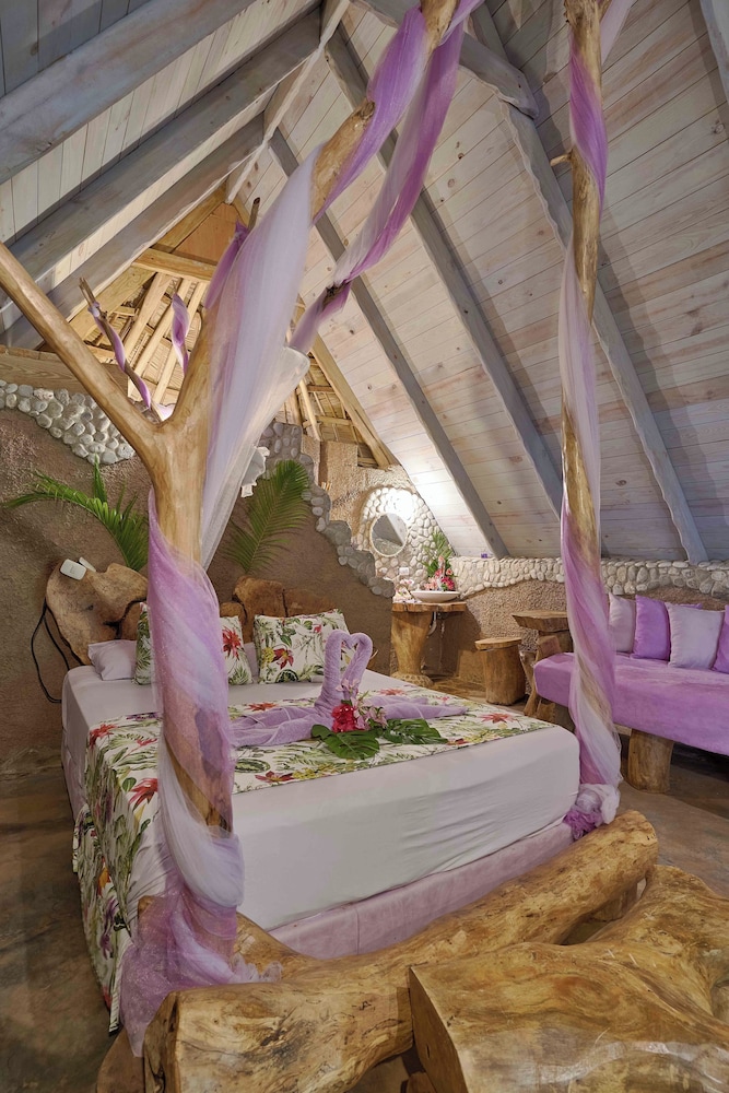 CHALET TROPICAL Hotel & Restaurant-Pizzeria