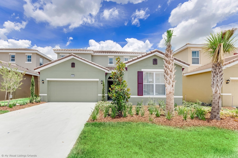 5280oak Luxury Ne 6 Bedroom 4.bath Home - Image 1