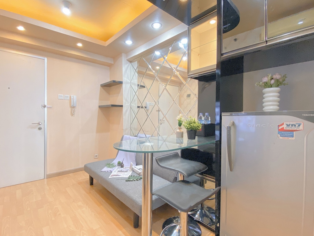 2Br Near Baywalk Mall Apartment At Green Bay Pluit