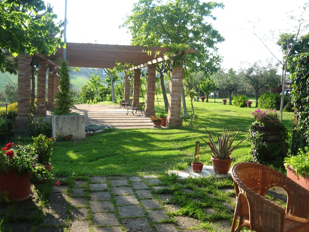 Photo 36