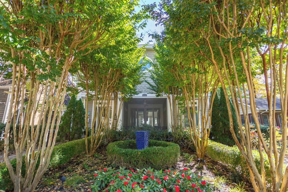 Henlopen Avenue 94