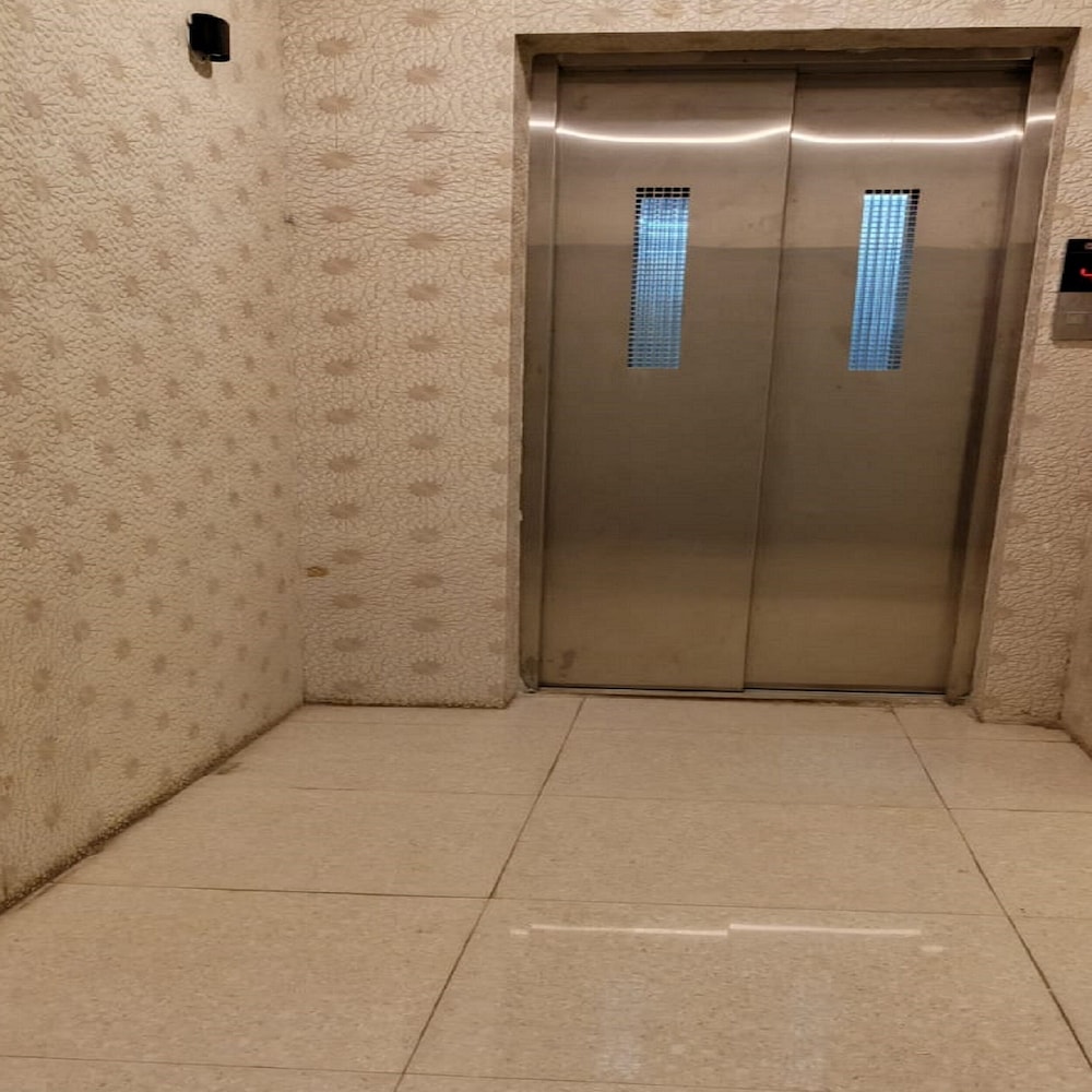 Hotel Ratna Residency
