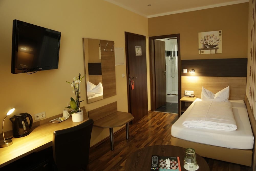 Hannover Vacations - Alexander Business Hotel - Property Image 24