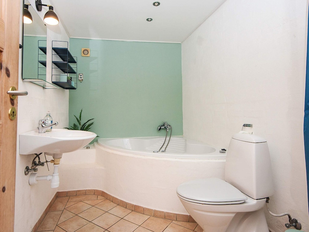 2 Person Holiday Home in Hojer