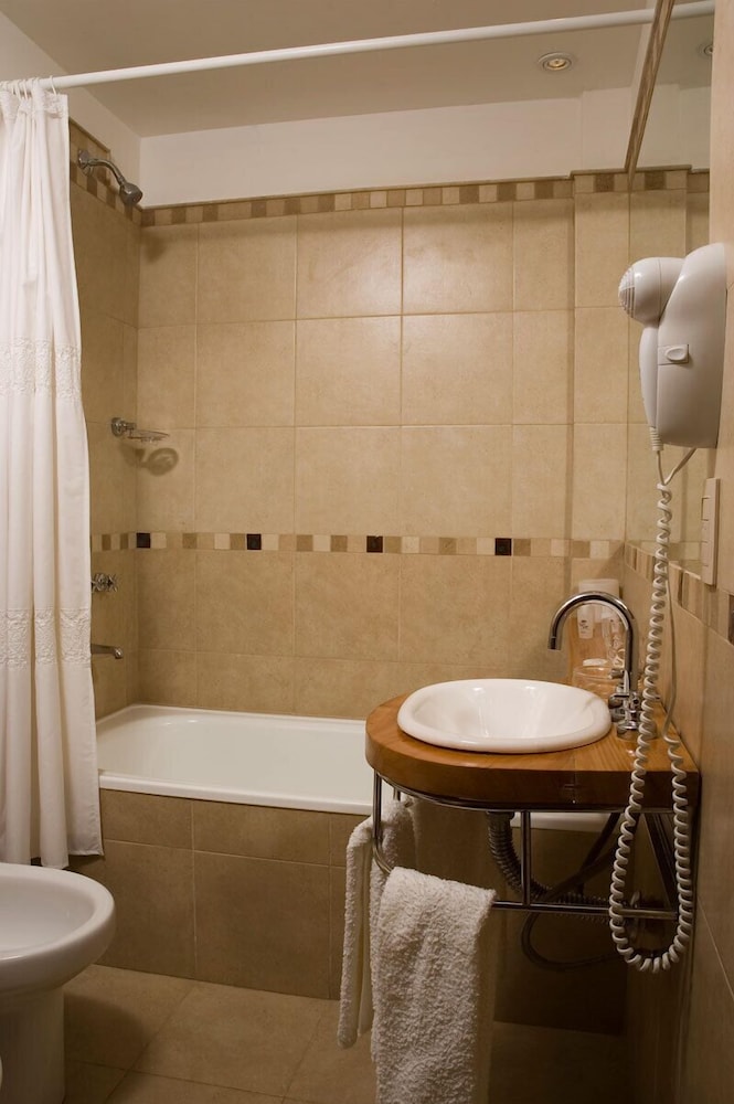 Hosteria Roble Sur