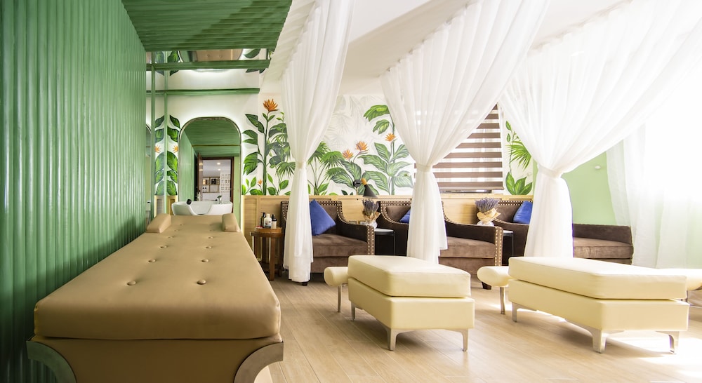 Sana Da Nang Beach Hotel 58