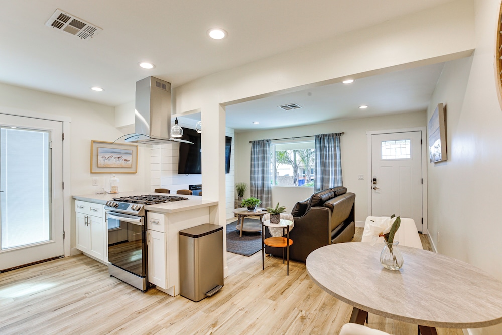 1 Mi to Chula Vista Bayfront: Home w/ Patio!