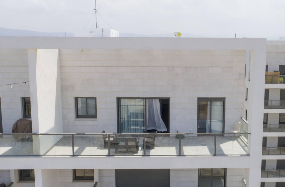 Penthouse Sunset Balcony by Sea N' Rent view 3