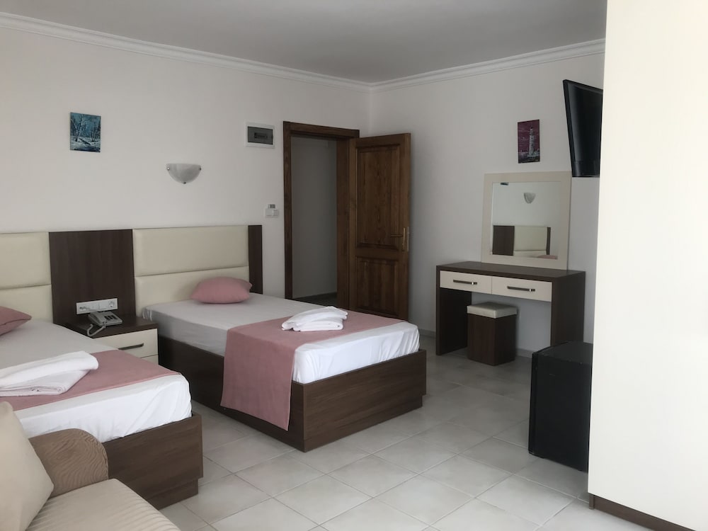 Infinity Ruby Hotel - Image 54