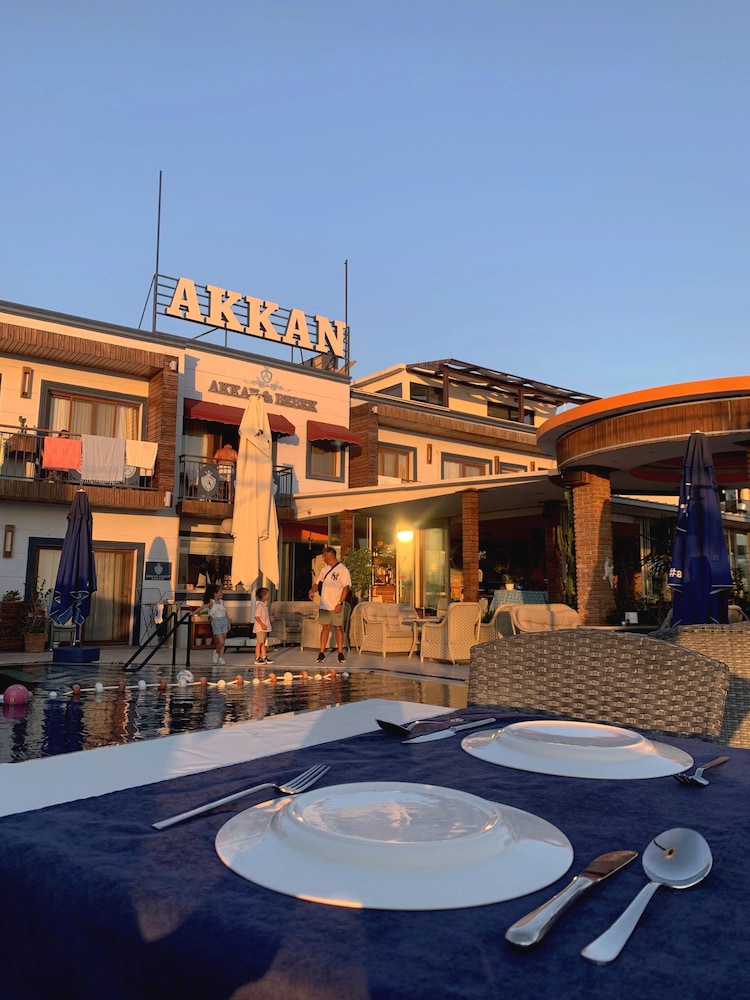 Akkan Beach Hotel - Image 49