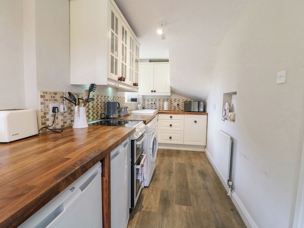 Honeysuckle Cottage