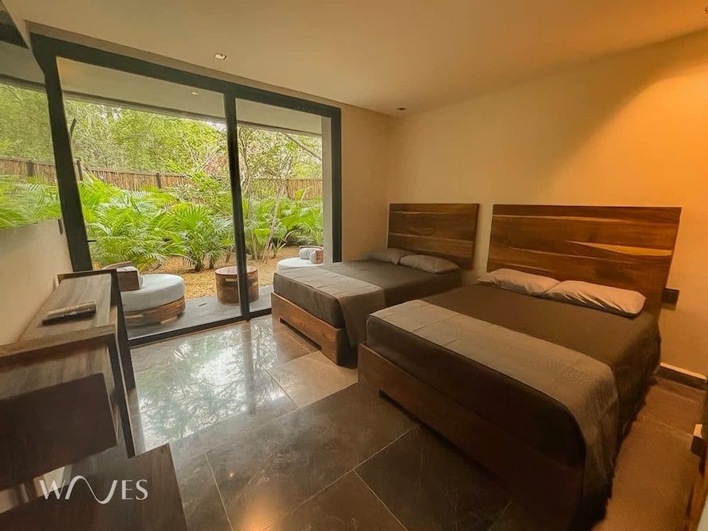 2BR w Private Pool Near the Beach Spacious Stay