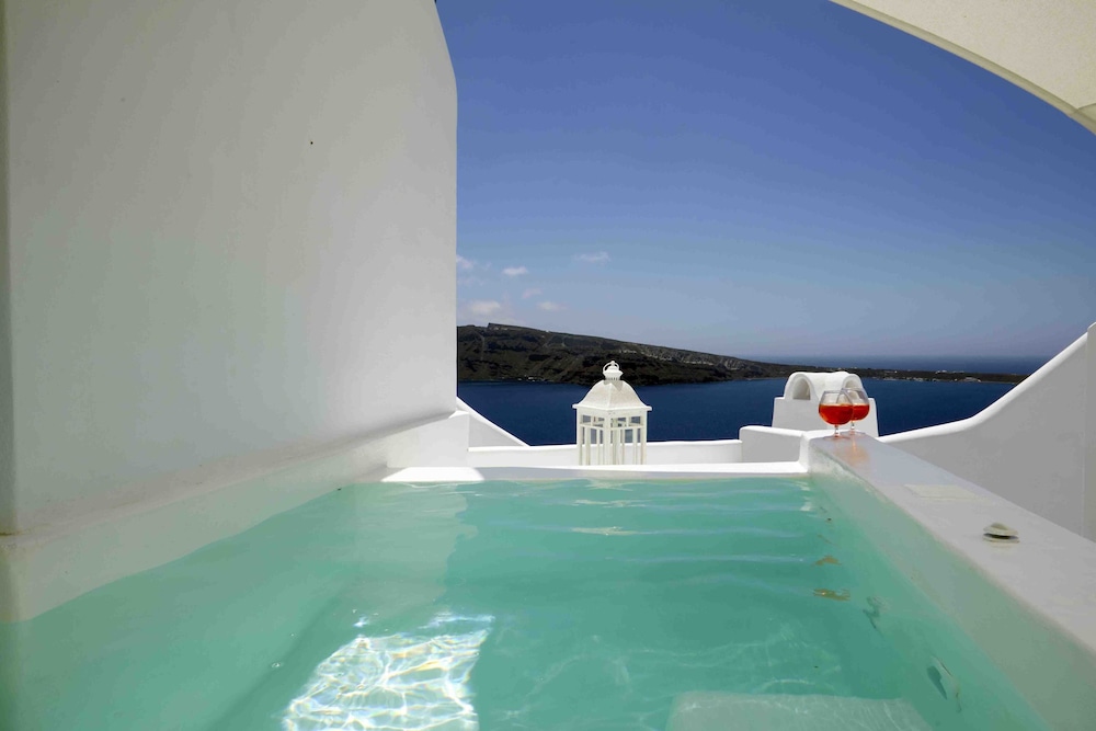 Marizan Caves & Villas