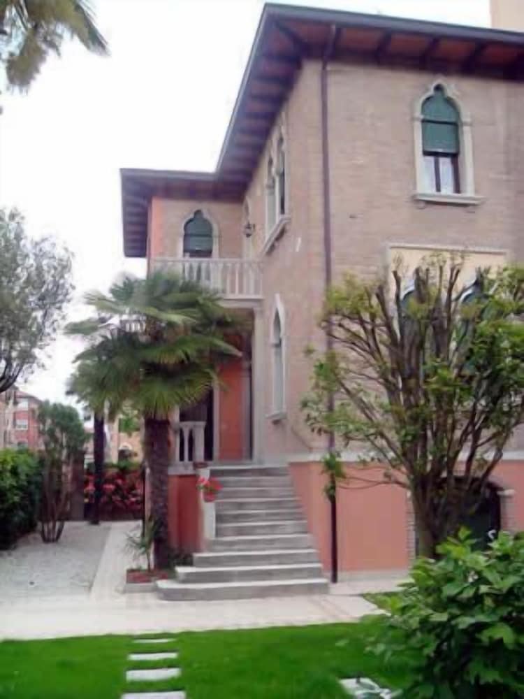 Villa Berghinz