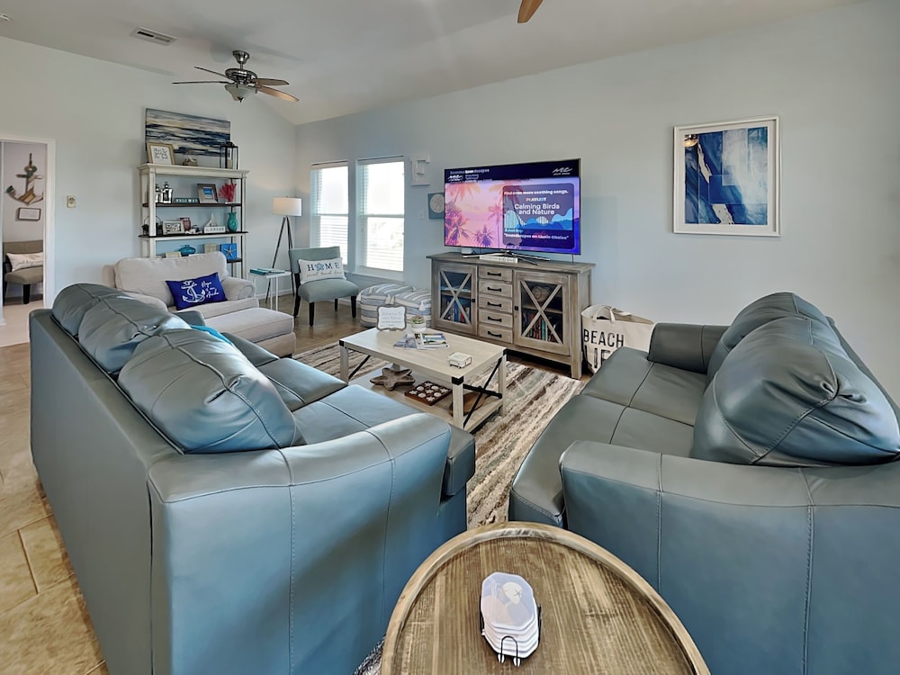 Sanctuary by the Sea by Ryson Vacation Rentals