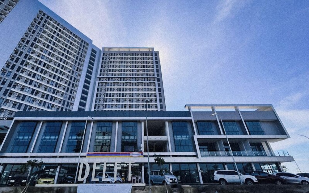 The Simply Look 1Br Apartment At Delft Ciputra Makassar