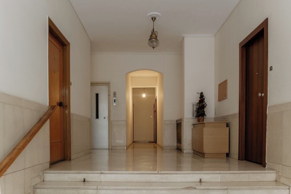 Classy & Modern Apt in Pagrati - Athens