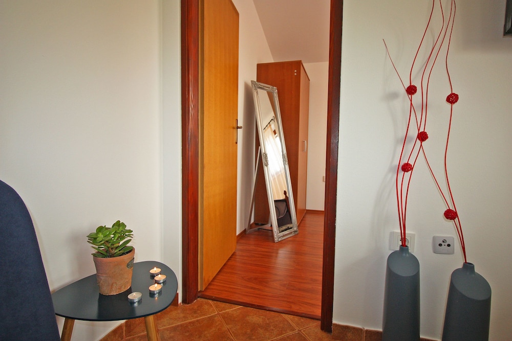 Apartments Irena 1310