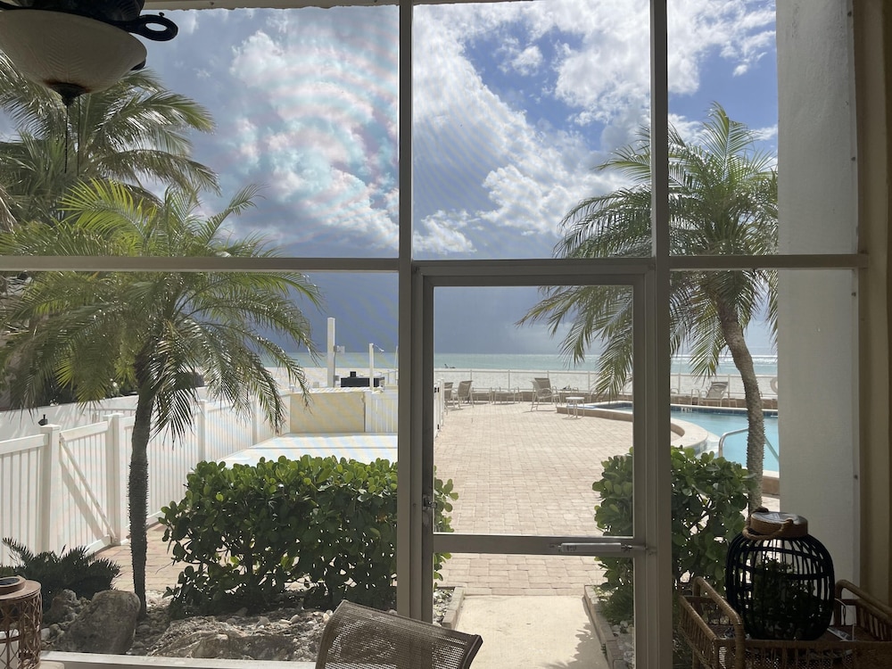 The Beach House 2 Bedroom Condo