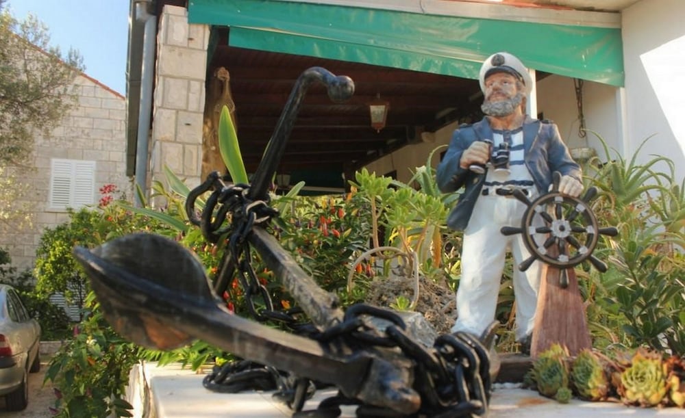 Villa Ro-Ela