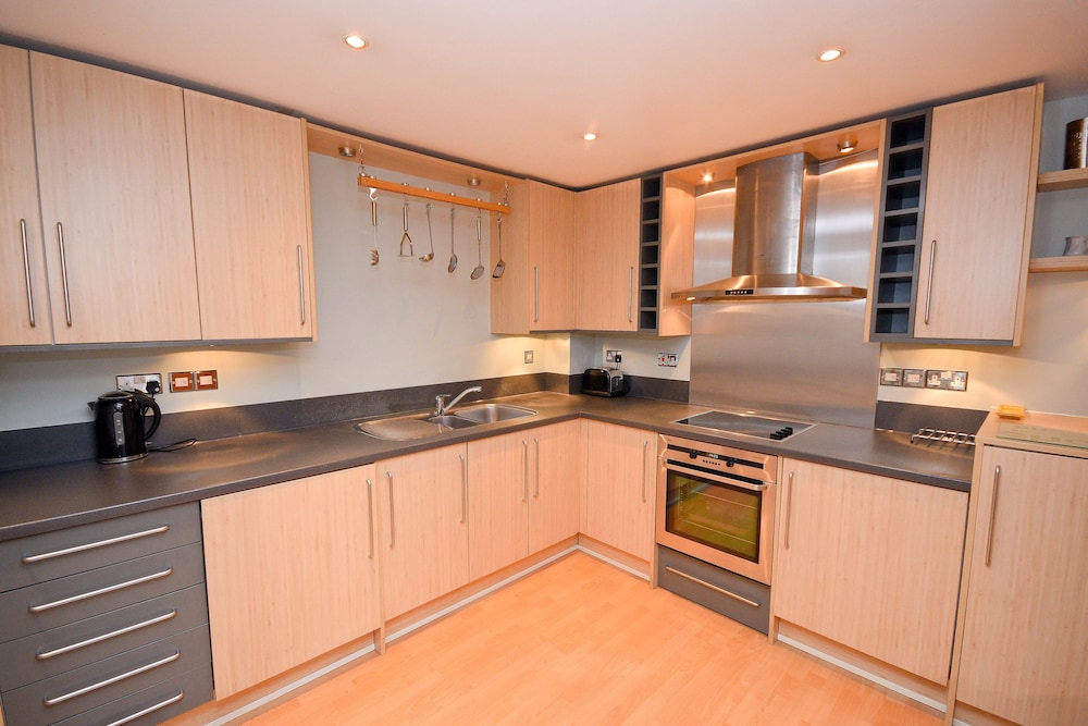 Town or Country - Greenwich Apartments