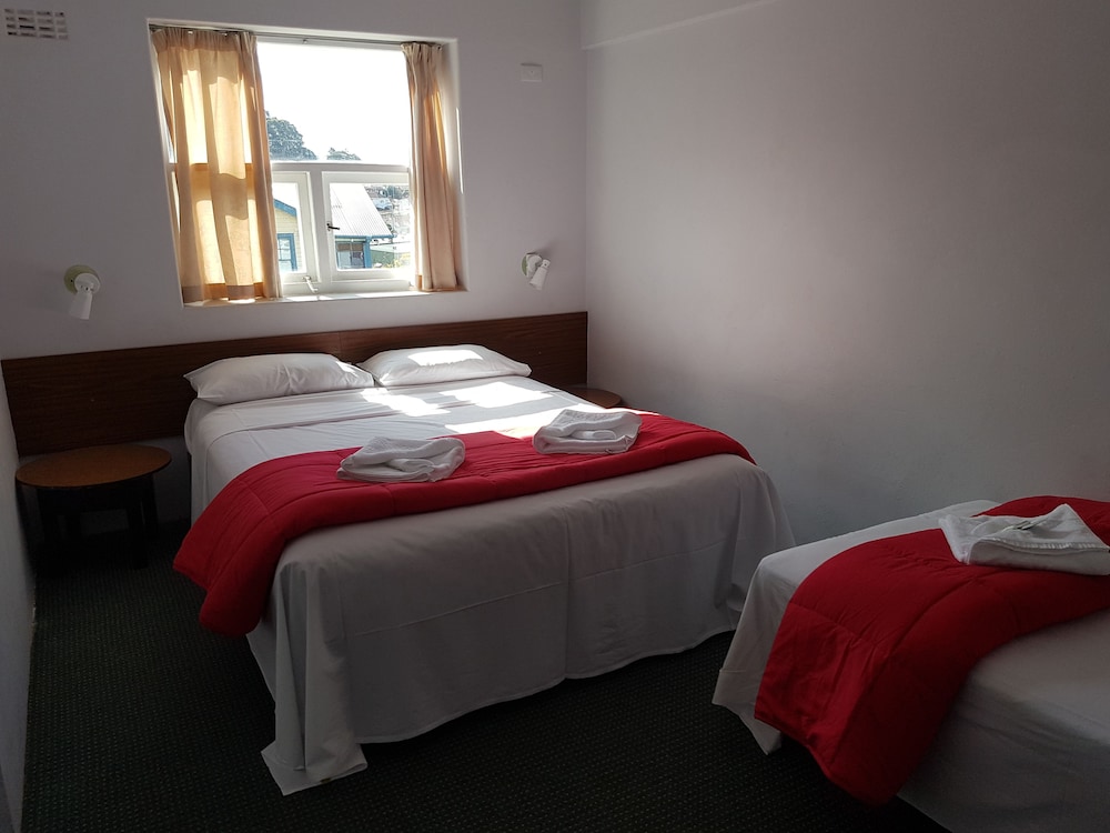The Menai Hotel Motel