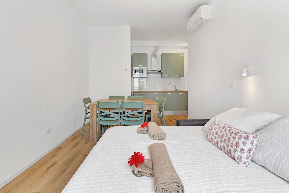 Alessia's Flat - Borgo Palazzo