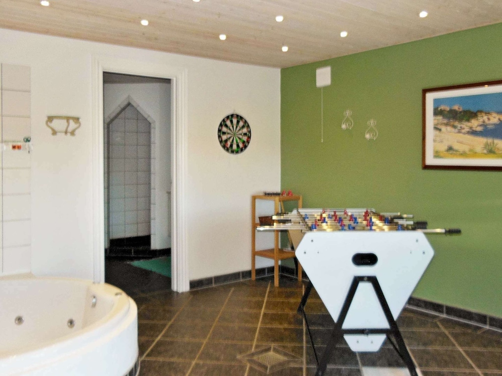 19 Person Holiday Home in Logstor-by Traum
