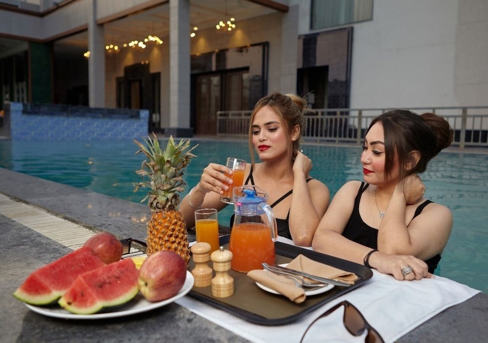 Palm Green Hotel and Resorts