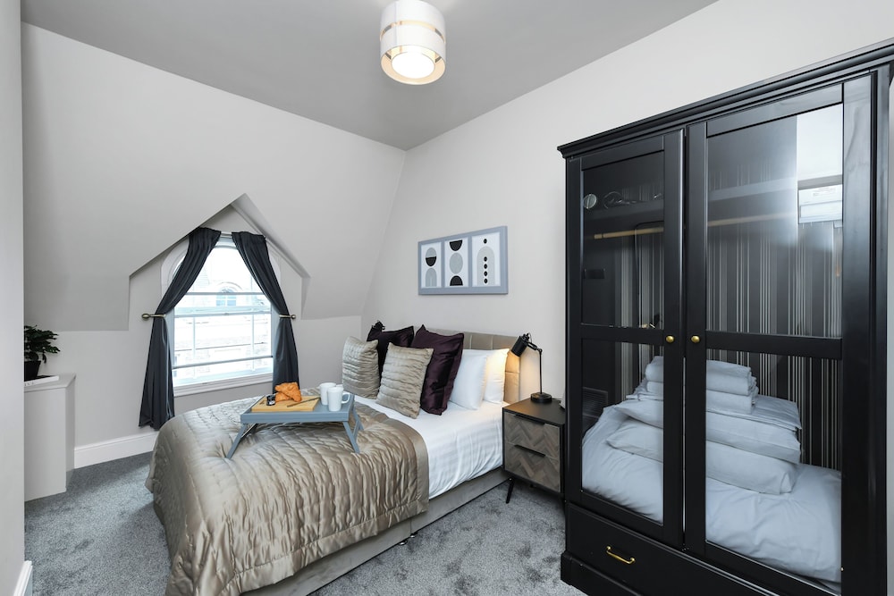 Market Street Apartment 3A Flat 4