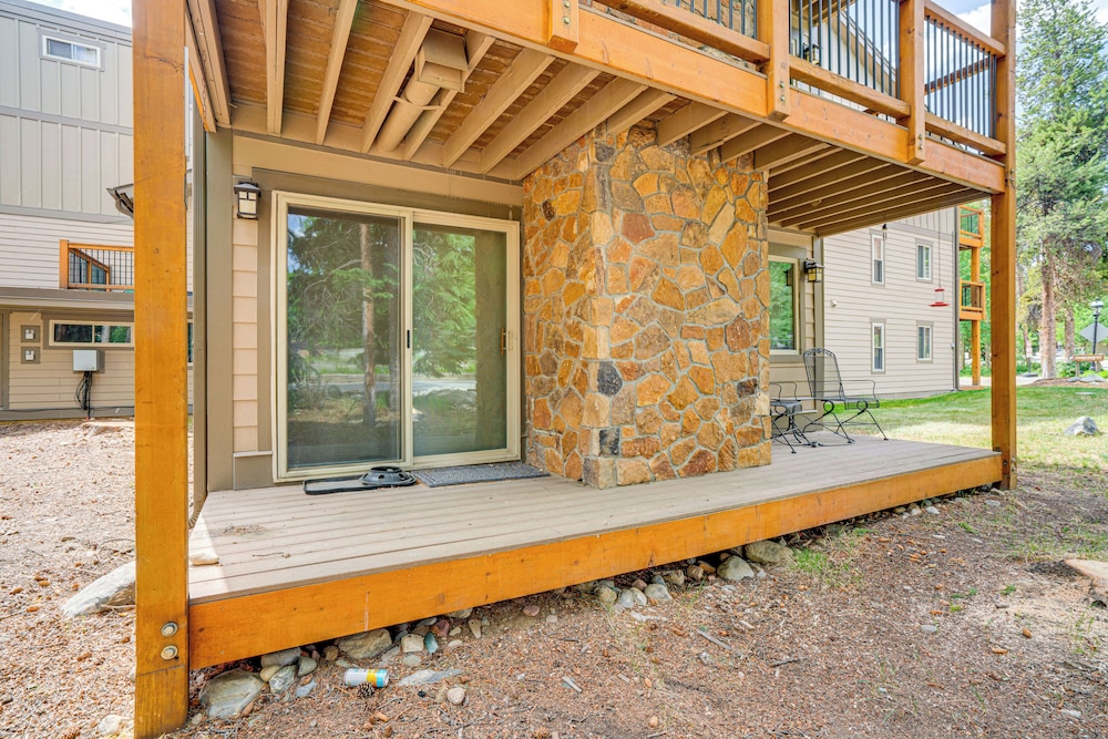 Walk to Slopes & Main St: Cozy Breckenridge Condo!
