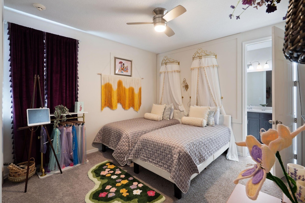 9001 Sunshine Ridge Loop
