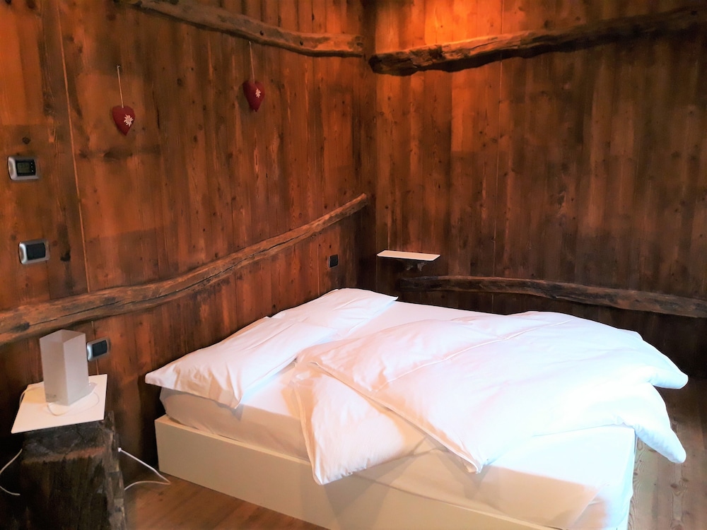 Albergo Diffuso La Marmu view 2