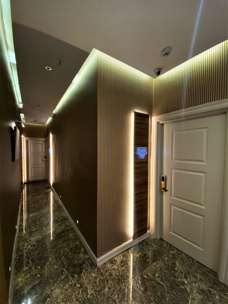 Goldengate Otel - Image 33