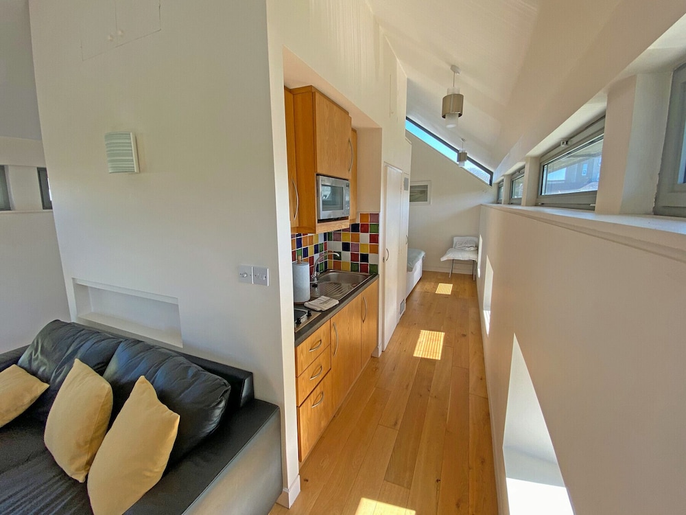 KINVARA SUITES